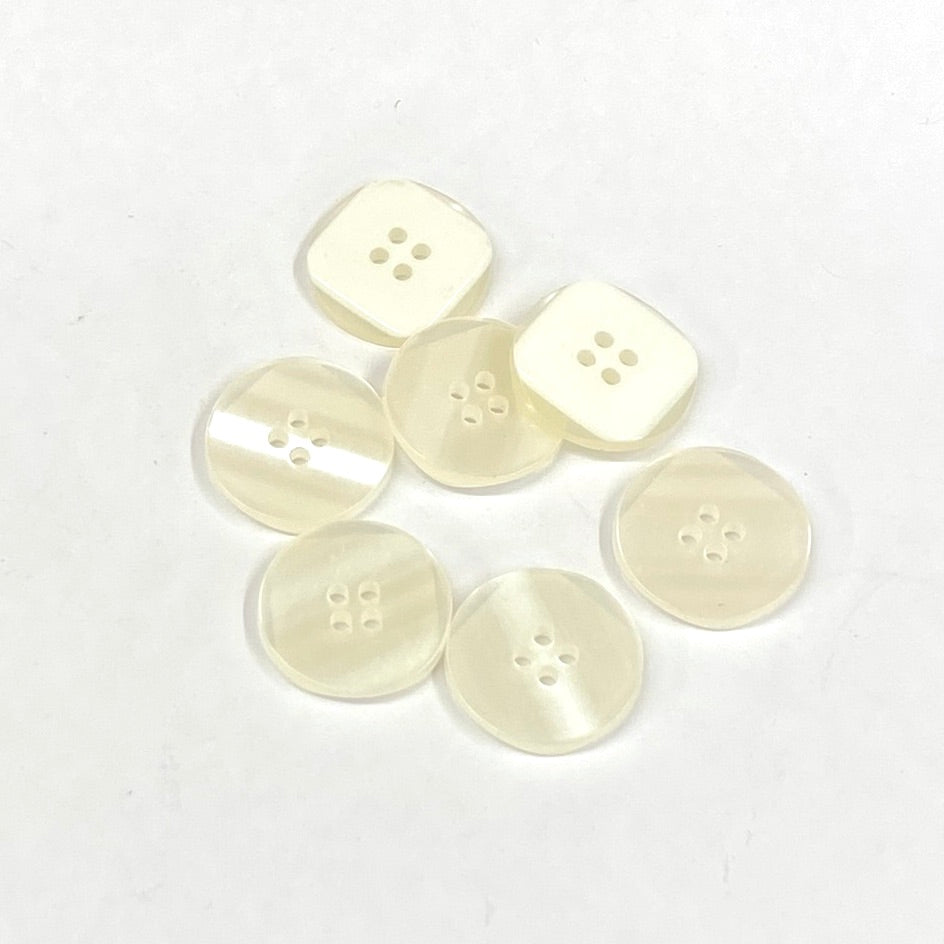 SULLIVANS Button 4-Hole White / Mollies New Zealand