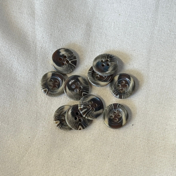 SULLIVANS Button 4-Hole Brown 15mm / Mollies New Zealand