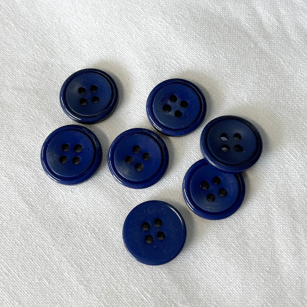 Button 4-Hole Blue 15mm / Mollies New Zealand