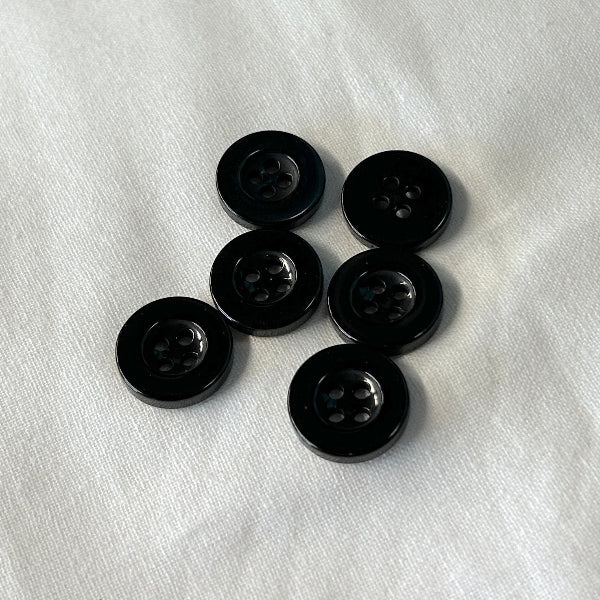 Button 4-Hole Black 15mm / Mollies New Zealand