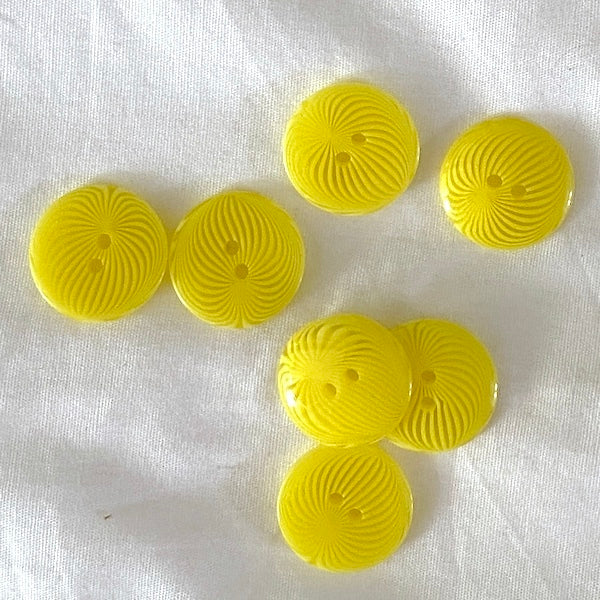 SULLIVANS Button 2-Hole Yellow / Mollies New Zealand