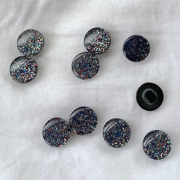 SULLIVANS Button Shanked Sparkle / Mollies New Zealand