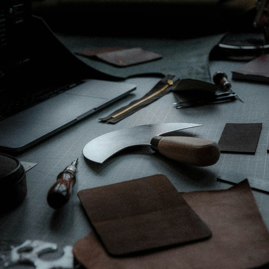 Round knife for leathercraft 