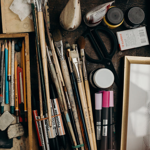 Artist supplies brushes and paint