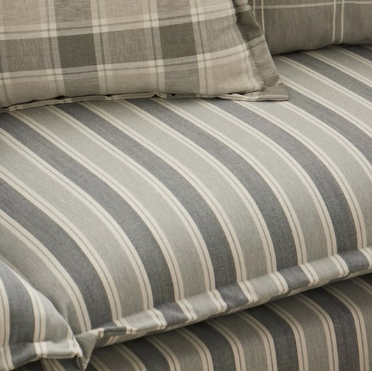 Warwick Fabric Hardwick / Mollies New Zealand