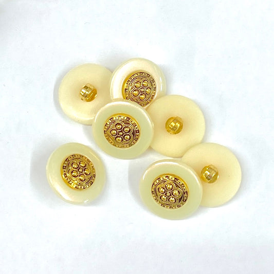 SULLIVANS Button Shanked Pearl/Metal / Mollies New Zealand