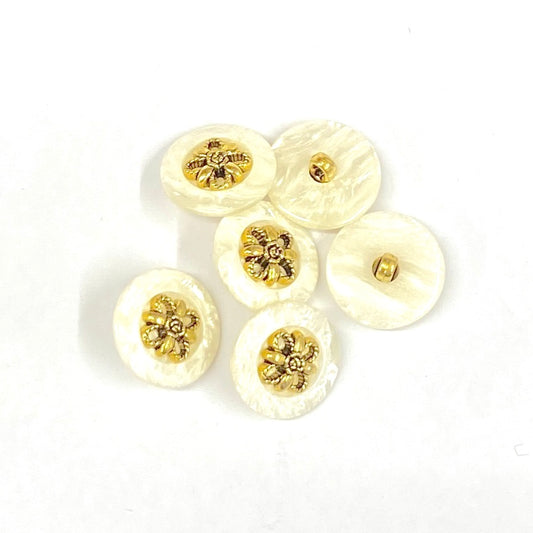 SULLIVANS Button Shanked White/Gold / Mollies New Zealand