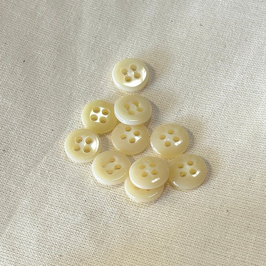 SULLIVANS Button 4-Hole Cream 11mm / Mollies New Zealand
