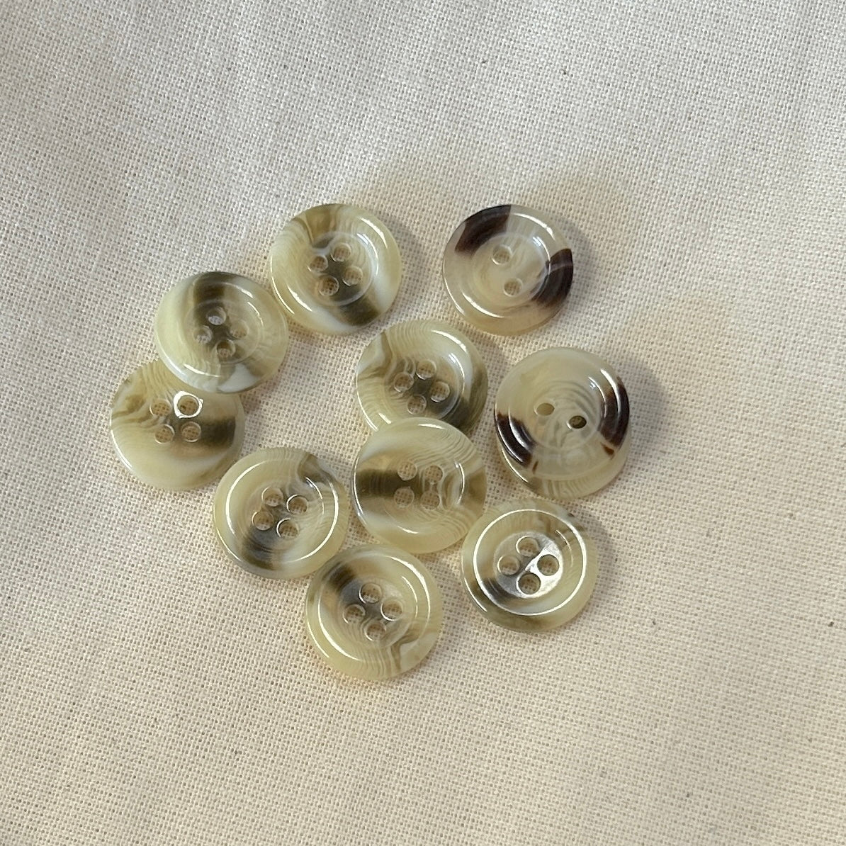 SULLIVANS Button 4-Hole Cream/Brown / Mollies New Zealand