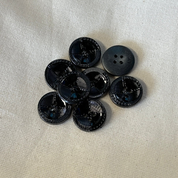 SULLIVANS Button 4-Hole Black 17mm / Mollies New Zealand