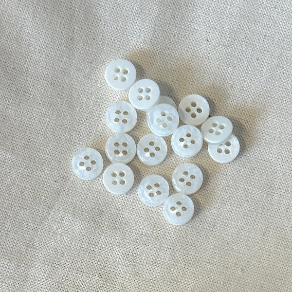 SULLIVANS Button 4-Hole White 9mm / Mollies New Zealand