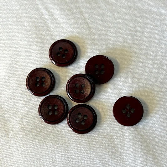 Button 4-Hole Red Brown
