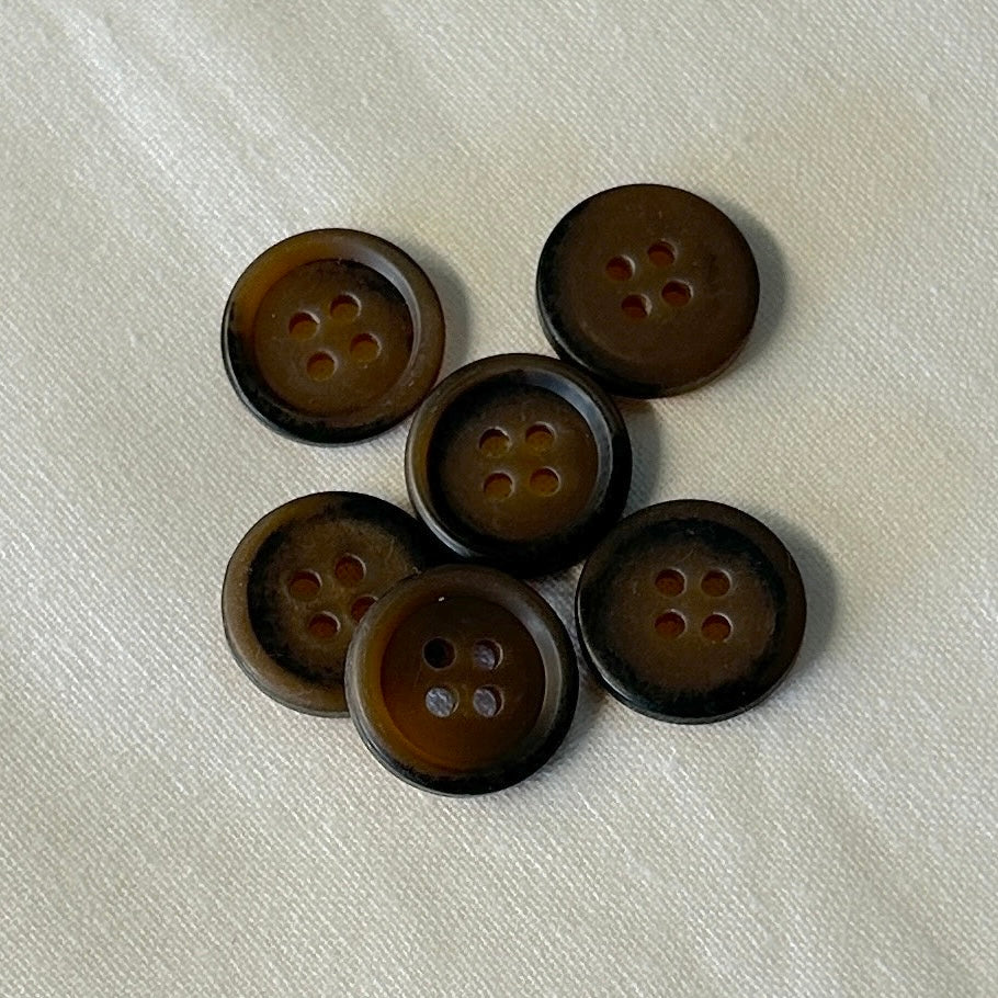 Button 4-Hole Brown 15mm / Mollies New Zealand
