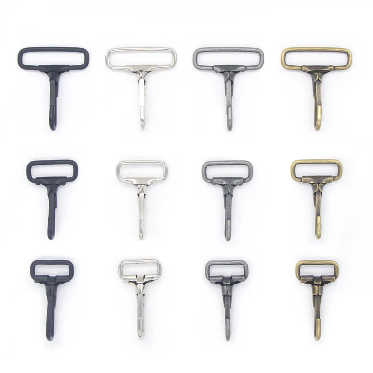 IVAN Loop Eye Spring Snap – Mollies