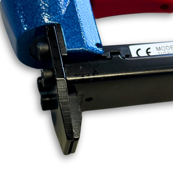 Pneumatic Stapler Medium Nose / Mollies New Zealand