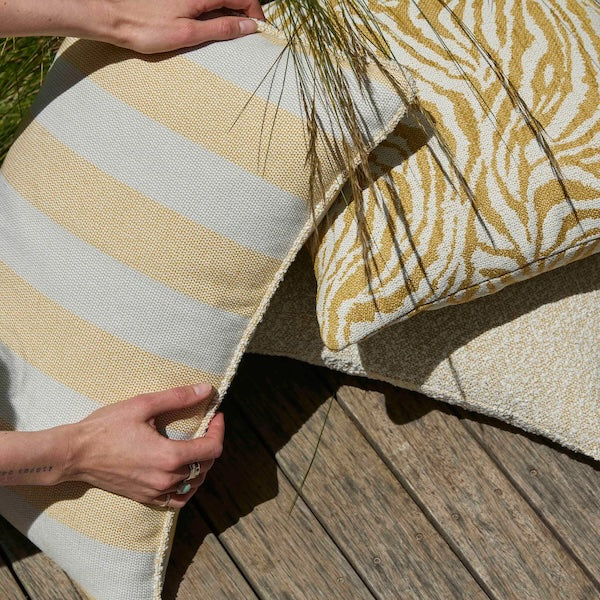 Warwick Fabric Serengeti (Outdoor) / Mollies New Zealand