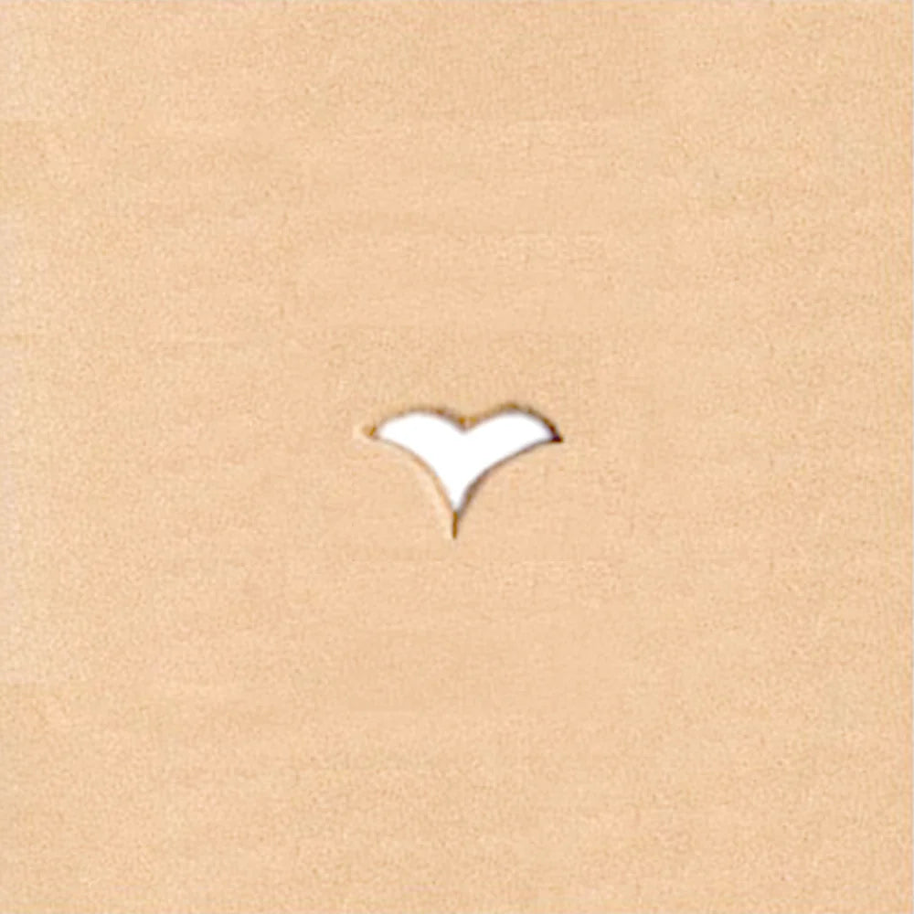 IVAN Hole Punch Leaf 8mm (5 16") / Mollies New Zealand