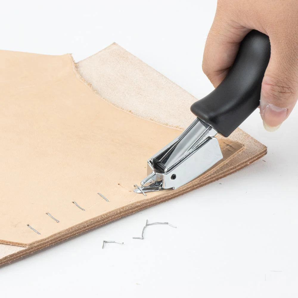 IVAN Staple Remover / Mollies New Zealand