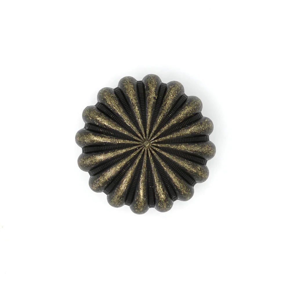 IVAN Parachute Concho Antique Brass 25mm (1") / Mollies New Zealand