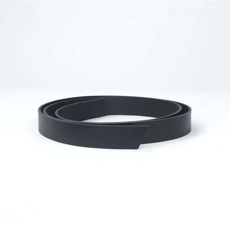 LEATHER Veg Tan Barletta Italian Strip Black 32mm x 120cm 8-9oz / Mollies New Zealand