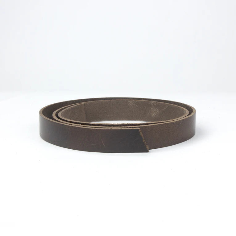 LEATHER Veg Tan Barletta Italian Strip Brown 32mm x 120cm 8-9oz / Mollies New Zealand