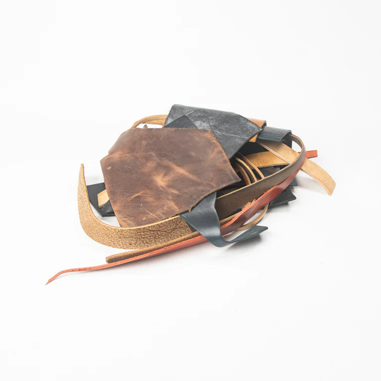 LEATHER Belting / Off Cuts 1.3kg Assorted / Mollies New Zealand