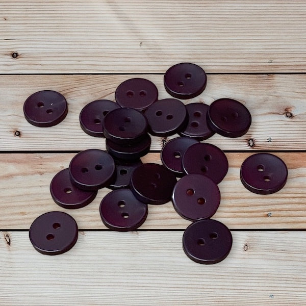 SULLIVANS Button 2-Hole Maroon 14mm / Mollies New Zealand