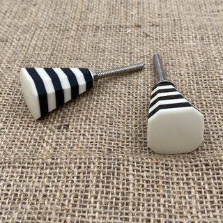 ACRYLIC KNOB Cataline / Mollies New Zealand