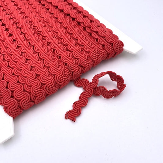GIMP BRAID Curved 13mm Claret Per meter / Mollies New Zealand