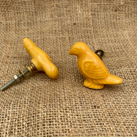CERAMIC KNOB Yellow Bird / Mollies New Zealand