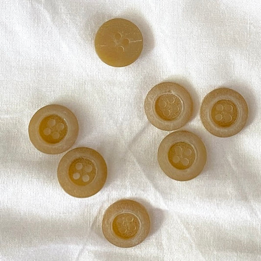 SULLIVANS Button 4-Hole Light Brown / Mollies New Zealand