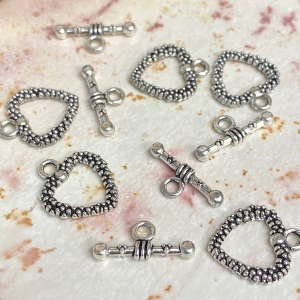 SULLIVANS Clasp Toggle Heart / Mollies New Zealand